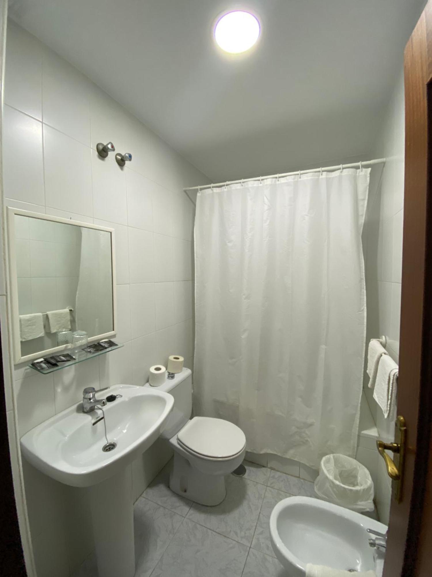 Hotel Munoz Мотріль Екстер'єр фото